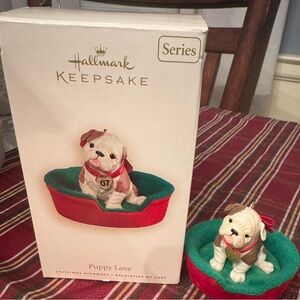 Hallmark Bulldog Puppy Love Ornament 2007